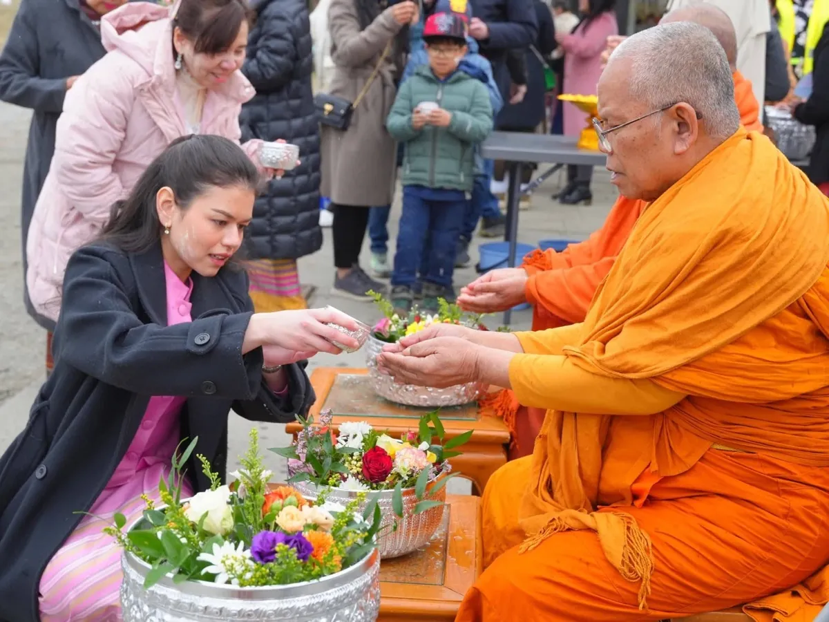งานประเพณีสงกรานต์ ประจำปี 2569 — 8